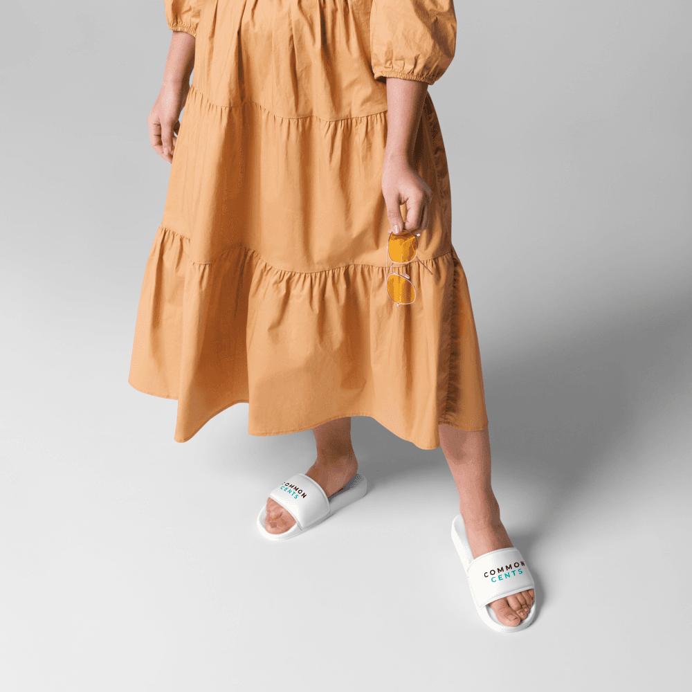Women's slides side view